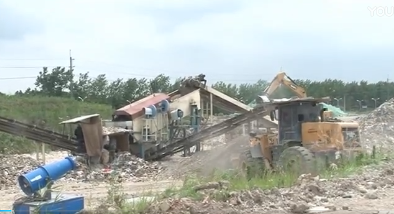 上海佘山建築垃圾分選現場